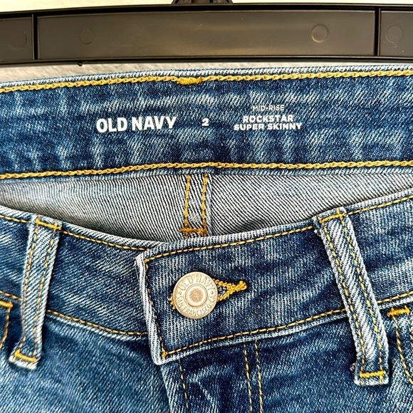 Old Navy skinny jeans - Picture 5 of 5